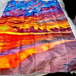 Nip BEAUTIFUL sunset curtain absolutely love this!!!Only  opened for pic